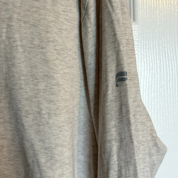 Fabletics men’s gray long sleeve performance t-shirt size XL - Picture 3 of 7